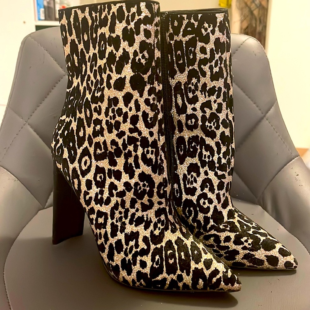 Absolutely amazing heels Aldo, used just for 2 times